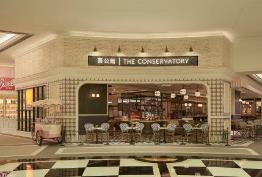 P:\Sales_and_Marketing\PR\Sheraton Grand Macao\Press Release\Sheraton Macao Hotel, Cotai Central\F&B\2022\CNY Offers\Photos\Low res\THREE BOTTLES Shop Front.jpg