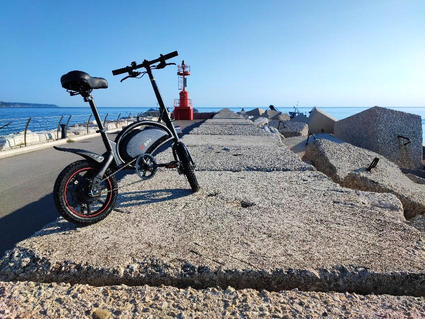 DYU annuncia il lancio della mini bicicletta elettrica pieghevole D3F da 14 pollici: Un compagno compatto per il pendolarismo urbano
