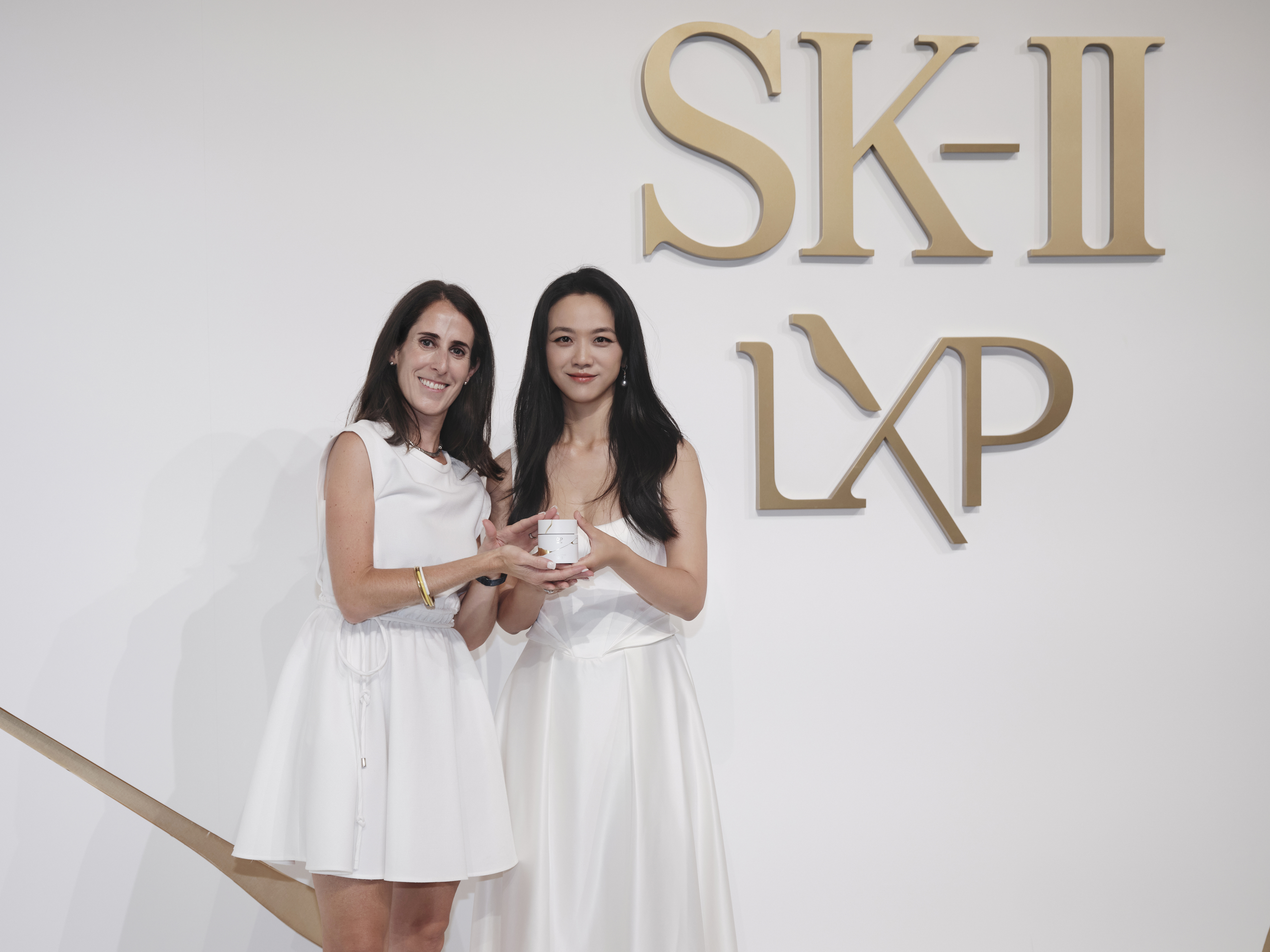 SK-II 全新LXP 匠心系列上市，“PITERA™与时为友”与你共赴匠心艺境