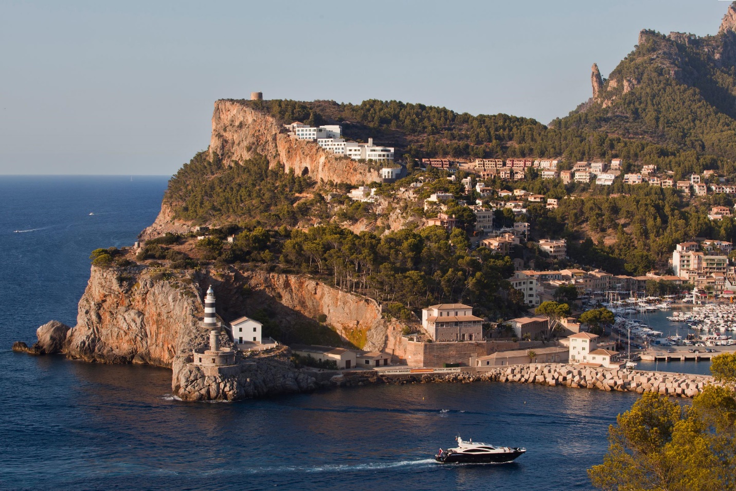 Jumeirah Port Soller Hotel & Spa - Boat & Lighthouse & Port