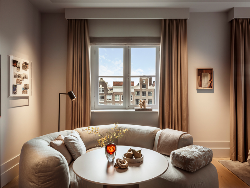 RWAMS_Facilities_Rooms_CanalViewPremierRoom_508_Bedroom_4