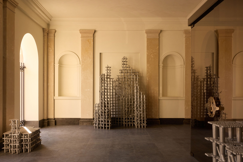 RWAMS_Facilities_Public Spaces_Art_Statica_Frederik Molenschot_1