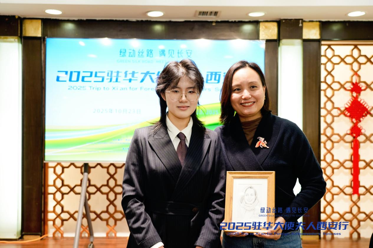 DSC08594-opq4053874353