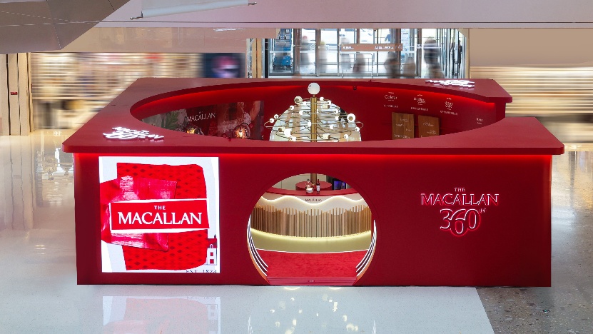 桌子上放着微波炉 AI 生成的内容可能不正确。