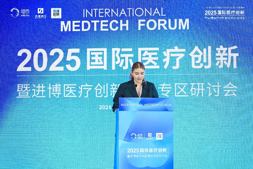 图片包含 文本 AI 生成的内容可能不正确。