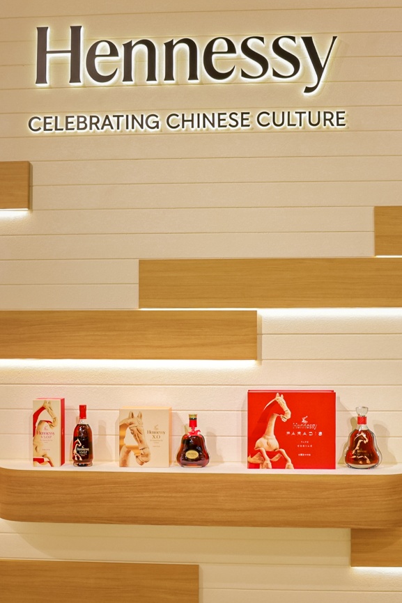 架子上的商品
AI 生成的内容可能不正确。