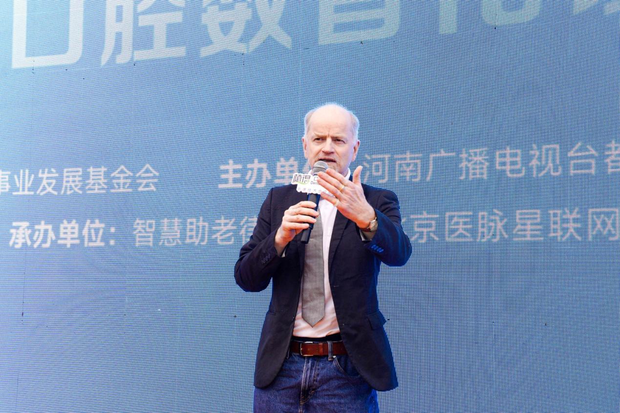 DSD1908.JPG~tplv-9lv23dm2t1-resize-animforce-v1_1600_3000_gif