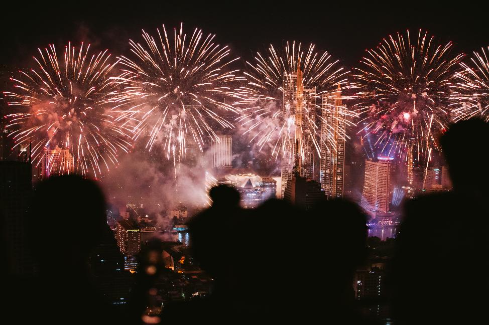 高度不凡，气场全开：The Standard, Bangkok Mahanakhon酒店节日安排大揭秘