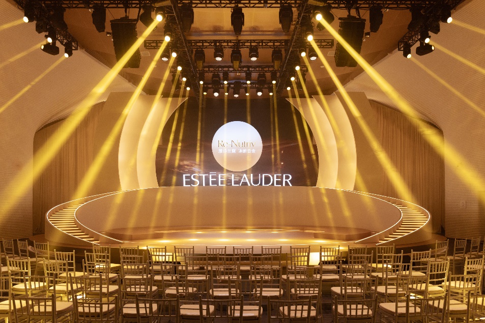 图片包含 游戏机, 房间

AI 生成的内容可能不正确。