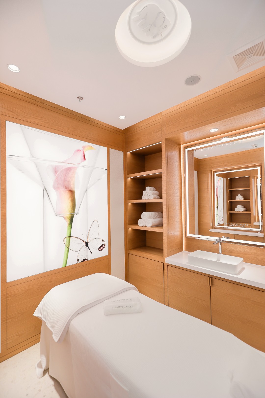 以自然奢护，续写法式优雅： 香缇卡华南首店登陆深圳万象天地