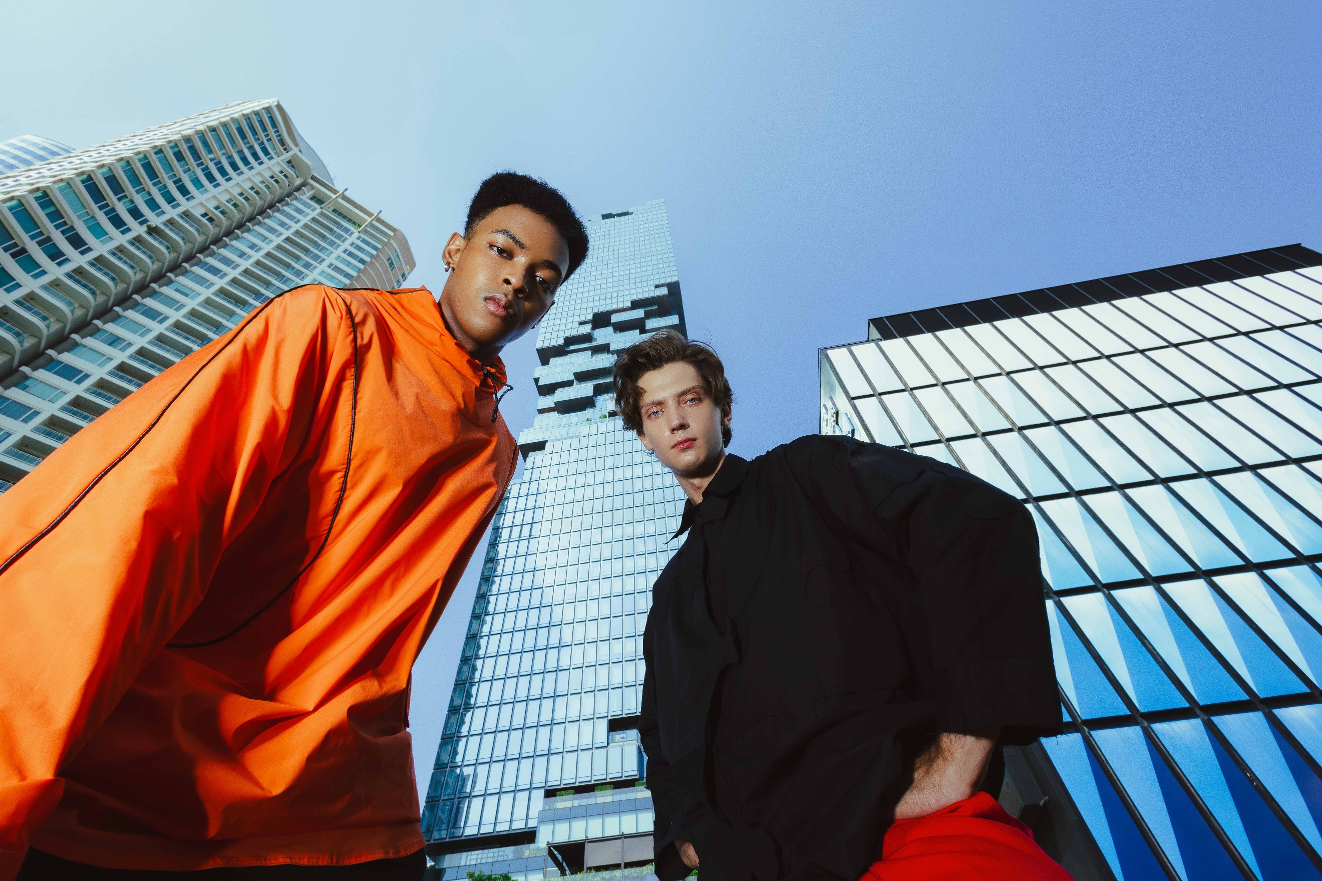 春日邀约，相逢天台：  The Standard, Bangkok Mahanakhon 酒店推出“Stay High, Stay Fly”套餐