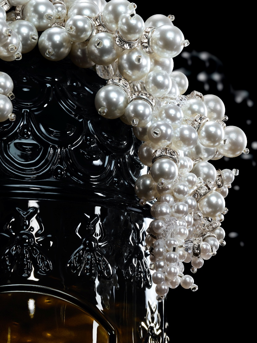 图片包含 游戏机, 桌子, 人, 食物

AI 生成的内容可能不正确。