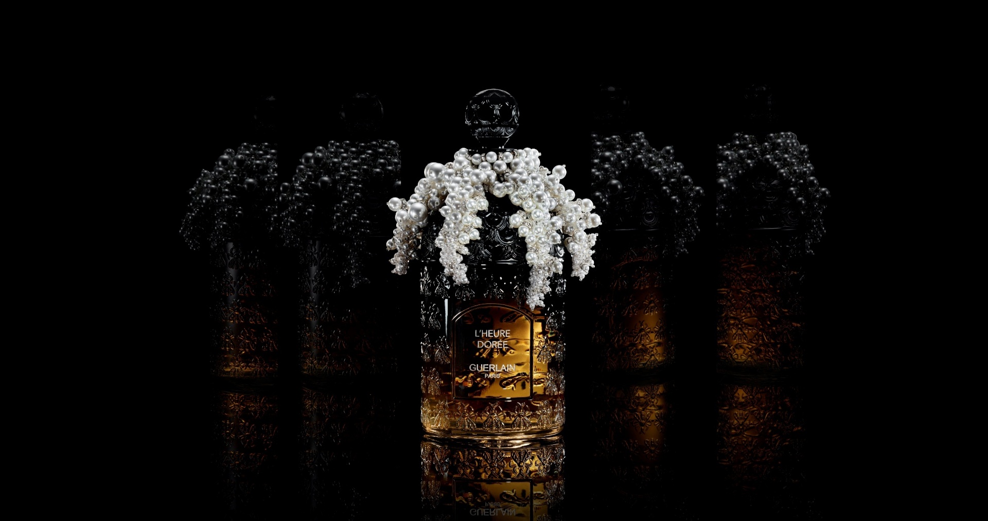 图片包含 黑暗, 水, 前, 烟花

AI 生成的内容可能不正确。