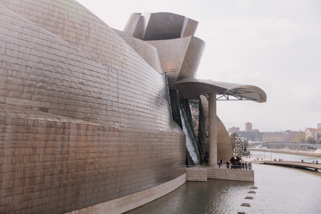 图片包含 小, 水, 大, 活 AI 生成的内容可能不正确。