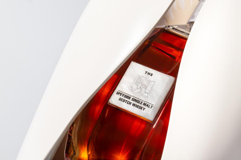 格兰路思：以私藏纯净水源，呈现时光臻味