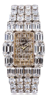Une image contenant horloge, Accessoire de mode, regarder, Montre analogique Le contenu généré par l’IA peut être incorrect.